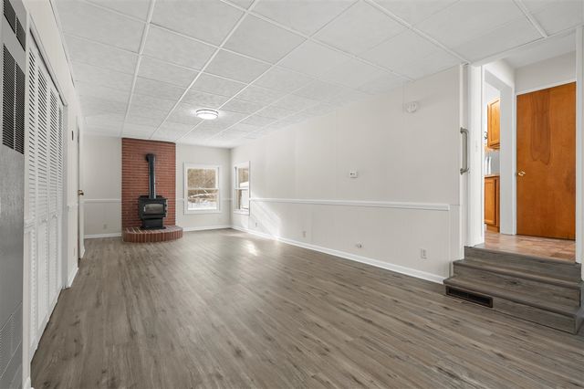 2229 W Osterhout Avenue, Portage, MI 49024