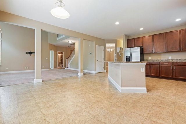 1010 Chelsey Way, Roswell, GA 30075