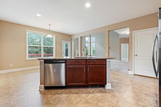 1010 Chelsey Way, Roswell, GA 30075
