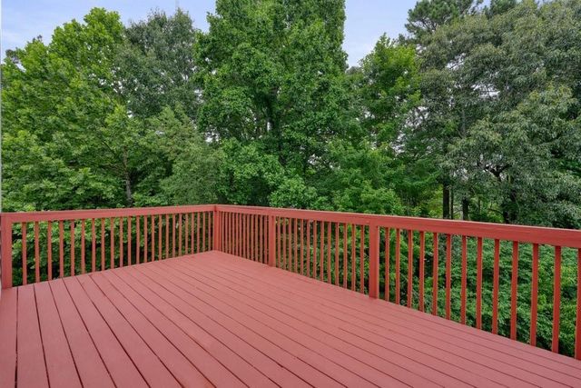 1010 Chelsey Way, Roswell, GA 30075