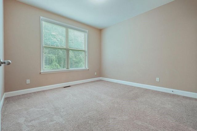 1010 Chelsey Way, Roswell, GA 30075