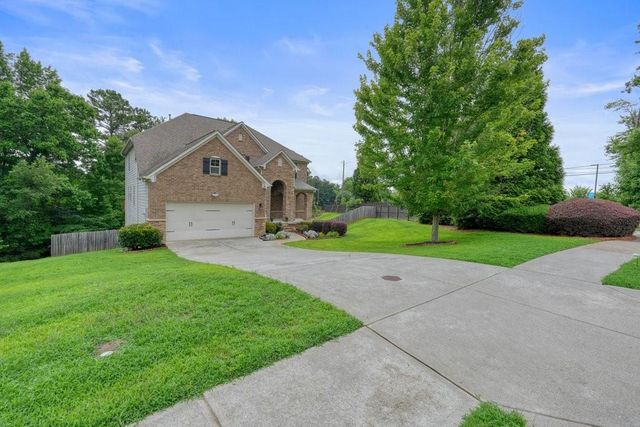 1010 Chelsey Way, Roswell, GA 30075