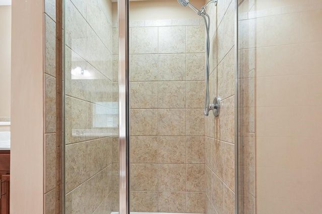 1010 Chelsey Way, Roswell, GA 30075