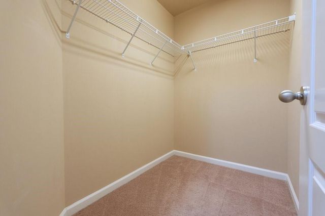 1010 Chelsey Way, Roswell, GA 30075
