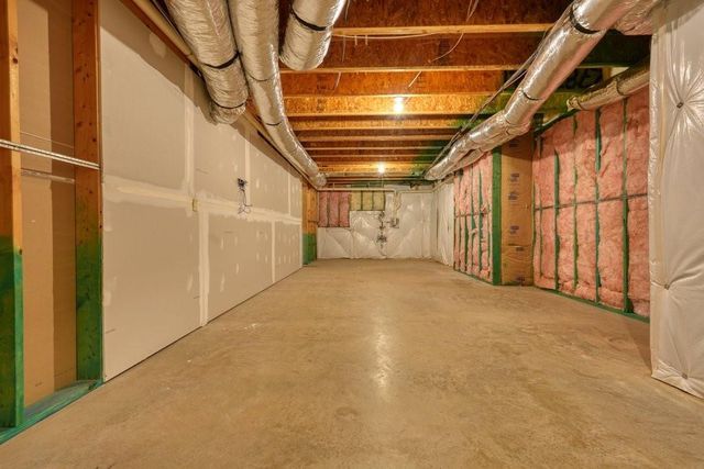 1010 Chelsey Way, Roswell, GA 30075