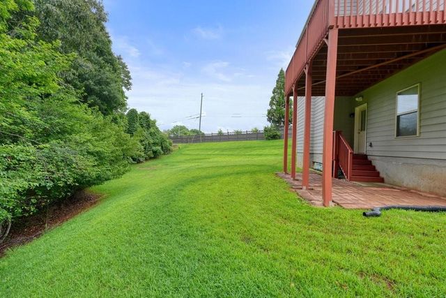 1010 Chelsey Way, Roswell, GA 30075