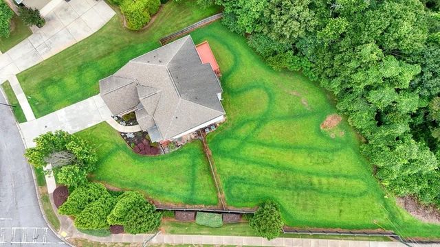 1010 Chelsey Way, Roswell, GA 30075