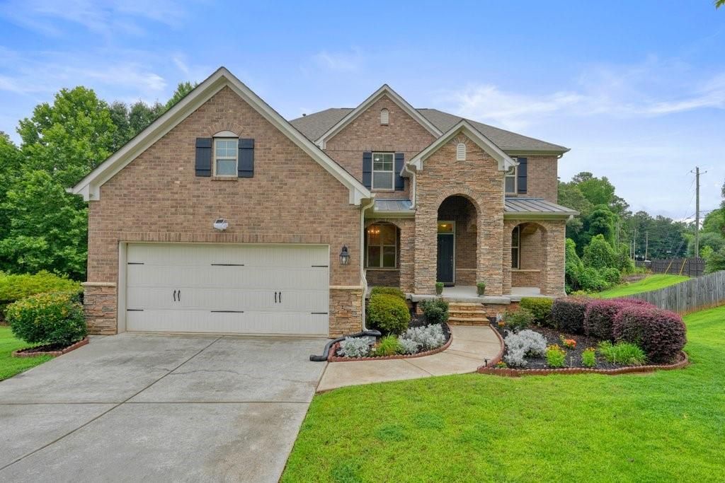 1010 Chelsey Way, Roswell, GA 30075