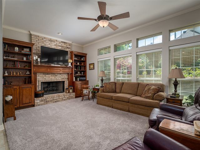 1137 Ashwood Drive, Tyler, TX 75703