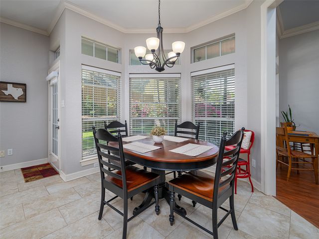 1137 Ashwood Drive, Tyler, TX 75703