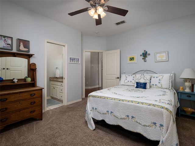 1137 Ashwood Drive, Tyler, TX 75703