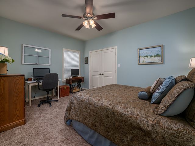 1137 Ashwood Drive, Tyler, TX 75703