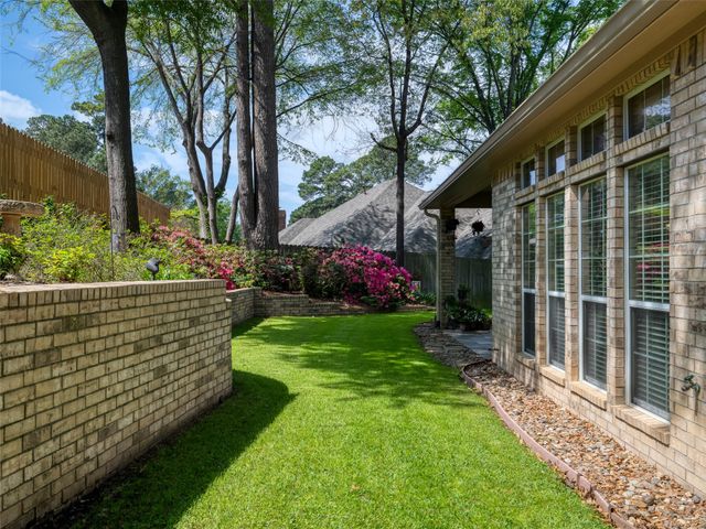 1137 Ashwood Drive, Tyler, TX 75703