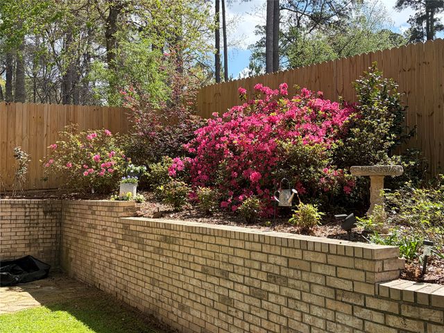 1137 Ashwood Drive, Tyler, TX 75703