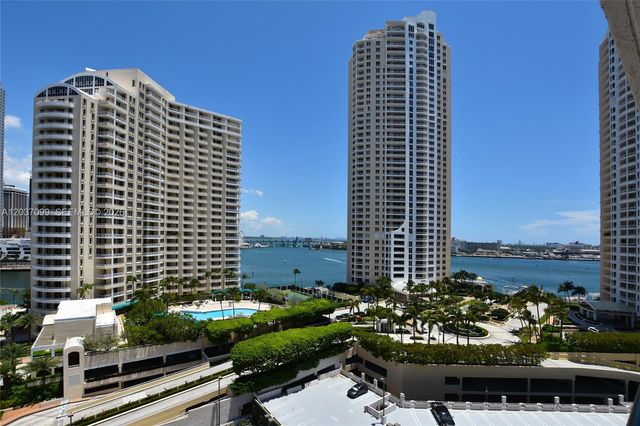 540 Brickell Key Drive 1513, Miami, FL 33131