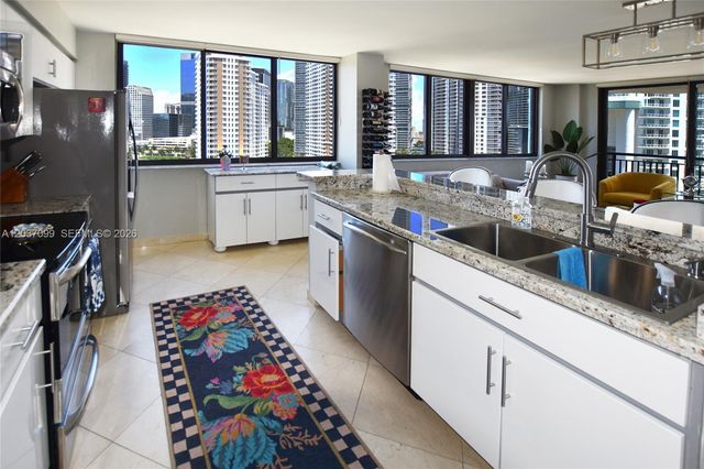 540 Brickell Key Drive 1513, Miami, FL 33131