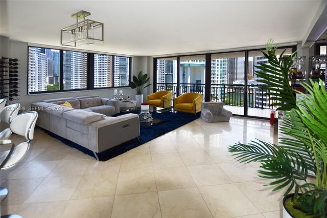 540 Brickell Key Drive 1513, Miami, FL 33131