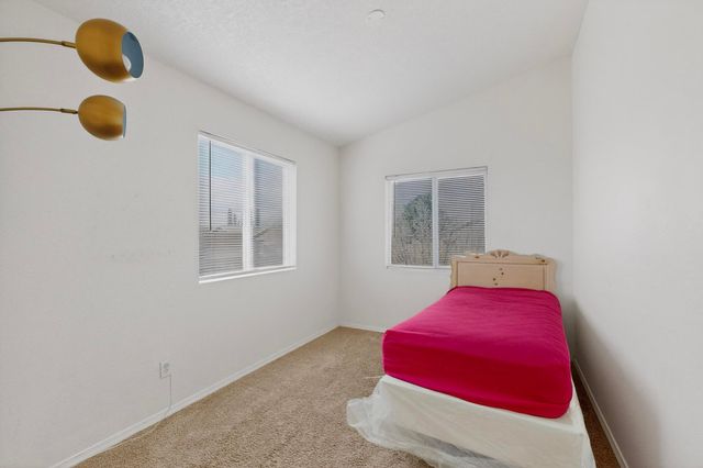 527 Saddle Blanket Trail SW, Albuquerque, NM 87121