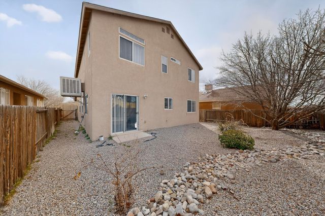 527 Saddle Blanket Trail SW, Albuquerque, NM 87121