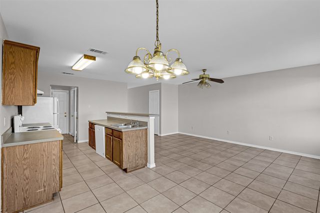 4532 Alamosa Street, Fort Worth, TX 76119