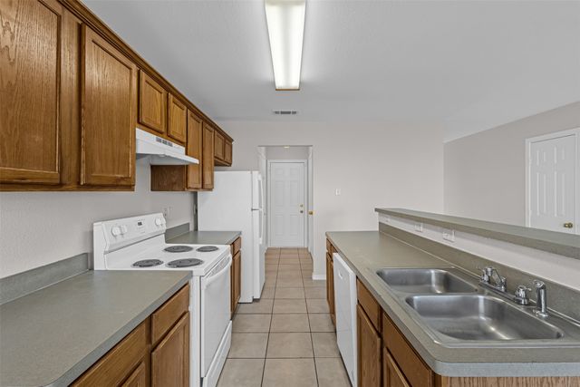 4532 Alamosa Street, Fort Worth, TX 76119