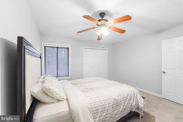 158 HENDERSON PL, Hightstown, NJ 08520