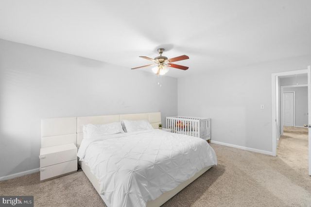 158 HENDERSON PL, Hightstown, NJ 08520