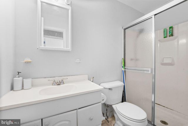 158 HENDERSON PL, Hightstown, NJ 08520