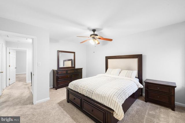 158 HENDERSON PL, Hightstown, NJ 08520