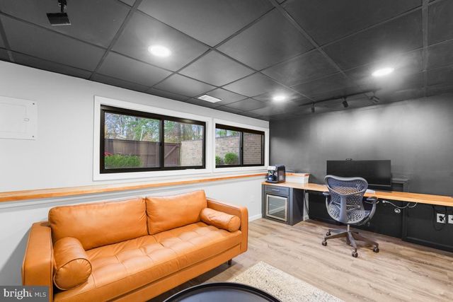 158 HENDERSON PL, Hightstown, NJ 08520