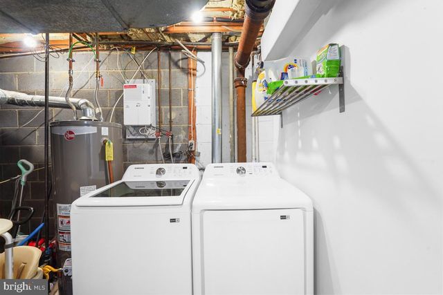 158 HENDERSON PL, Hightstown, NJ 08520