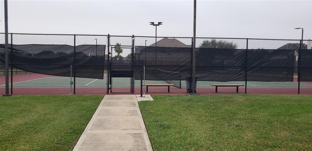 2702 Golden Hills Court, Fresno, TX 77545