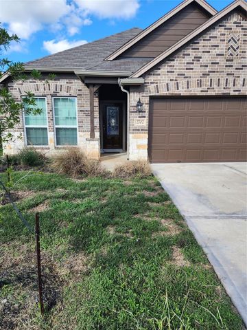 2702 Golden Hills Court, Fresno, TX 77545