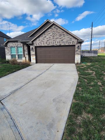 2702 Golden Hills Court, Fresno, TX 77545