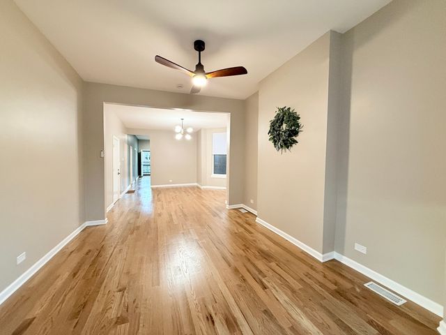 4038 W Congress Parkway, Chicago, IL 60624