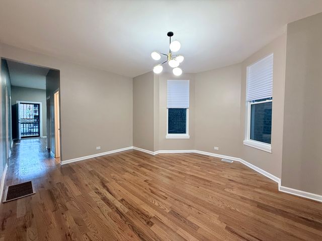4038 W Congress Parkway, Chicago, IL 60624