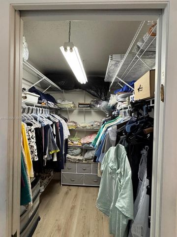 4001 Upminster J 4001, Deerfield Beach, FL 33442