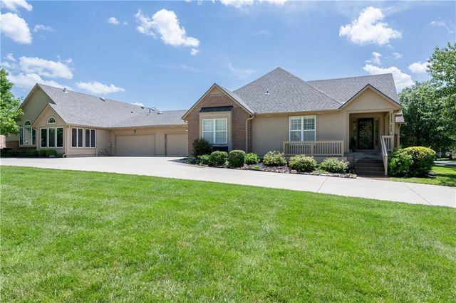 15183 S Greenwood Street 2700, Olathe, KS 66062