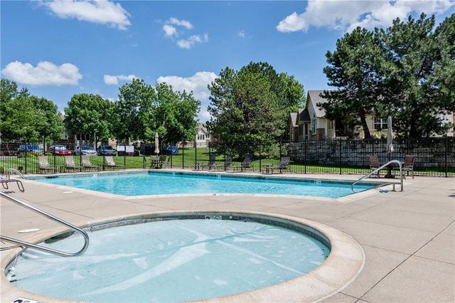 15183 S Greenwood Street 2700, Olathe, KS 66062