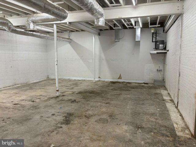 2201 W CAMBRIA ST, Philadelphia, PA 19132