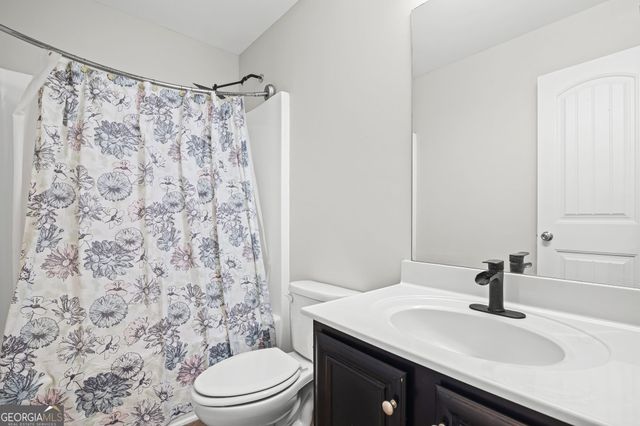 66 Matador Way, Newnan, GA 30263