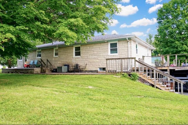 270 W Railroad, Stanton, KY 40380