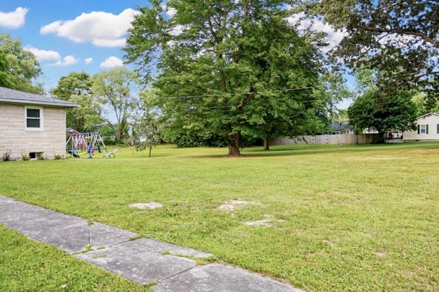 270 W Railroad, Stanton, KY 40380