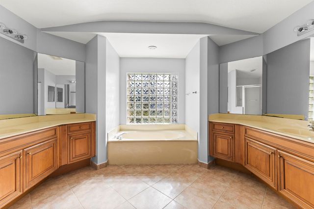 18921 SW 15th Street, Pembroke Pines, FL 33029