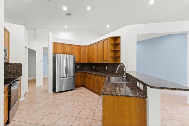 18921 SW 15th Street, Pembroke Pines, FL 33029