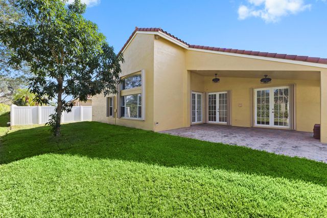 18921 SW 15th Street, Pembroke Pines, FL 33029