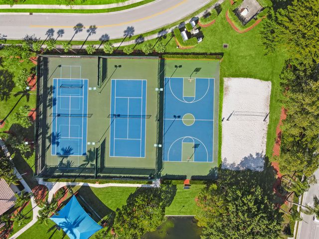 18921 SW 15th Street, Pembroke Pines, FL 33029