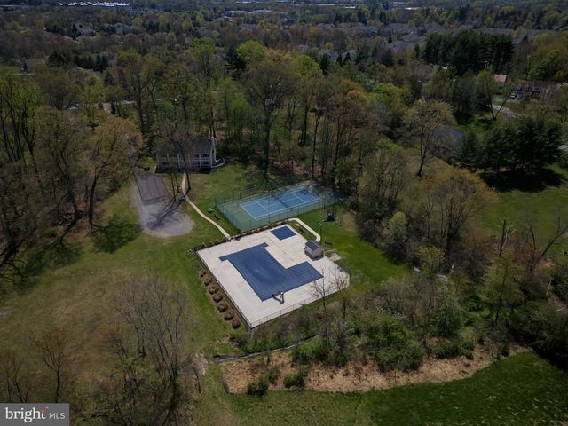 1398 MORSTEIN RD, West Chester, PA 19380