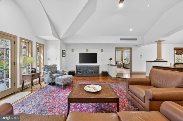 1398 MORSTEIN RD, West Chester, PA 19380