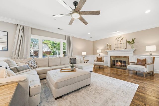 8792 FERNWOOD CV, Germantown, TN 38138